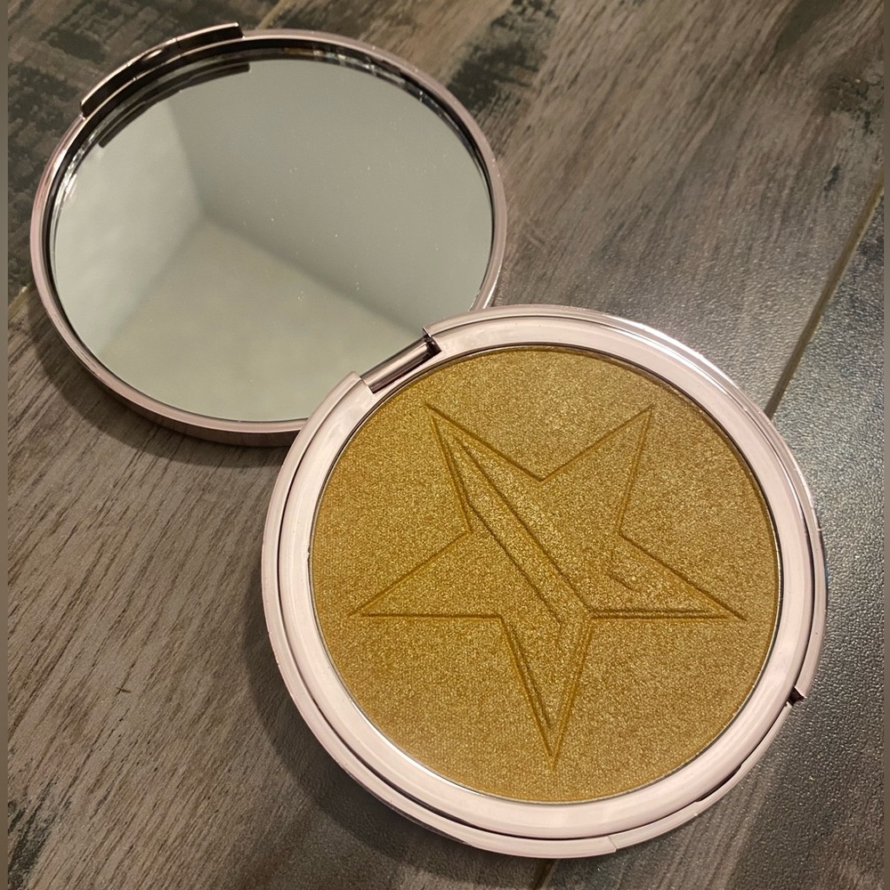 Jeffree Star Skin Frost In Summer Snowcone